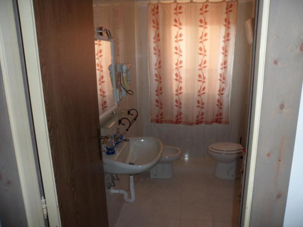 Mony'S Island B&B Alghero Ngoại thất bức ảnh