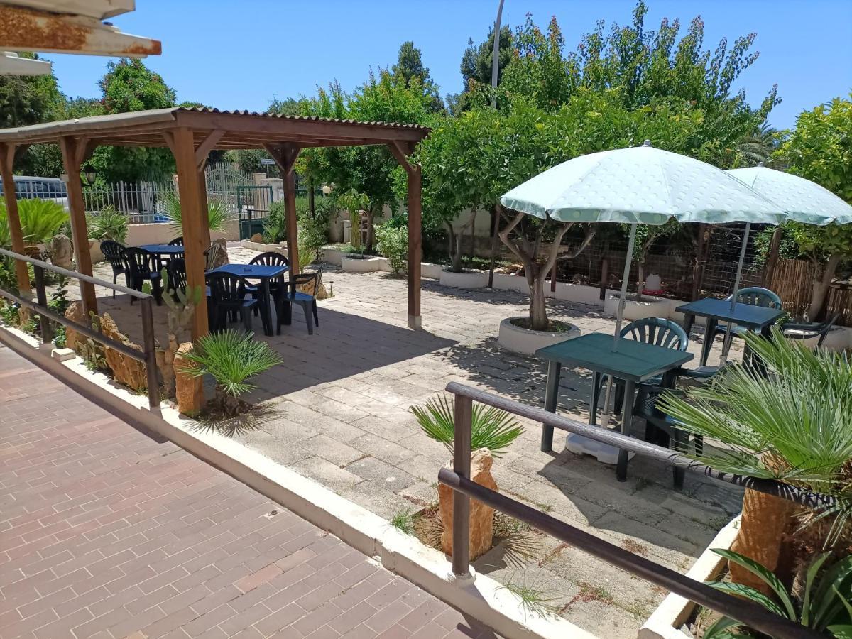 Mony'S Island B&B Alghero Ngoại thất bức ảnh